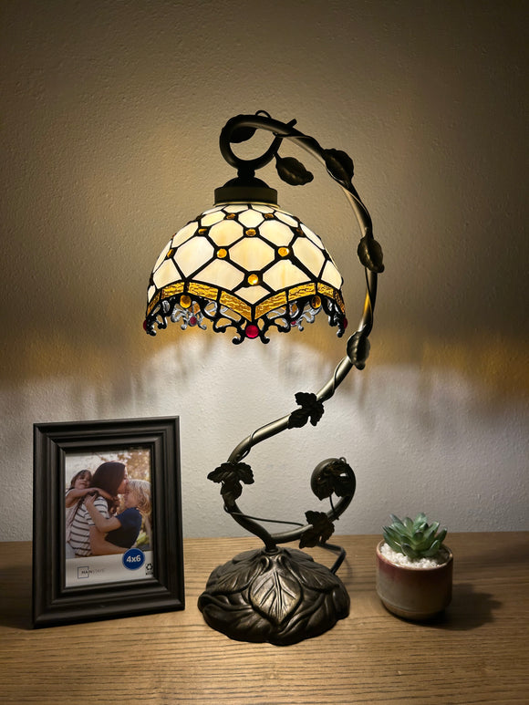 Tiffany Style Table Lamp Beige Stained Glass included LED bulb ET0824